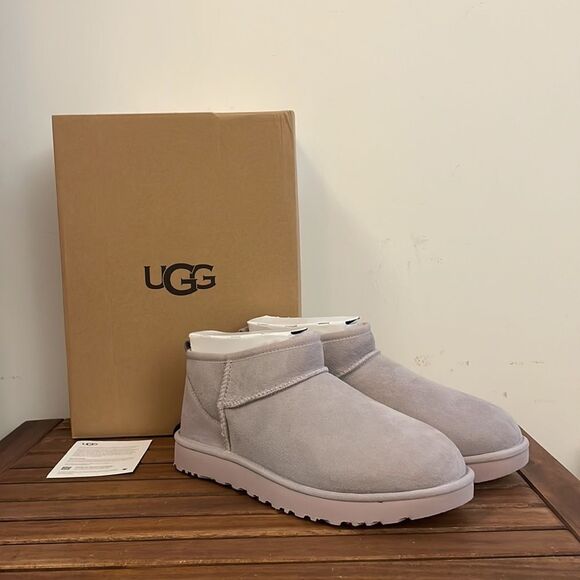 UGG Classic Ultra Mini Booties Pale Smoke USA Women 11/UK 9/EU 42 - Picture 1 of 13